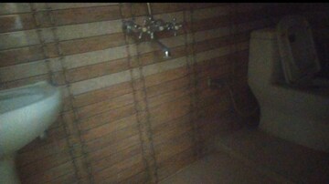 Bathroom in 3 BHK Apartment at Indira Nagar – for Rent