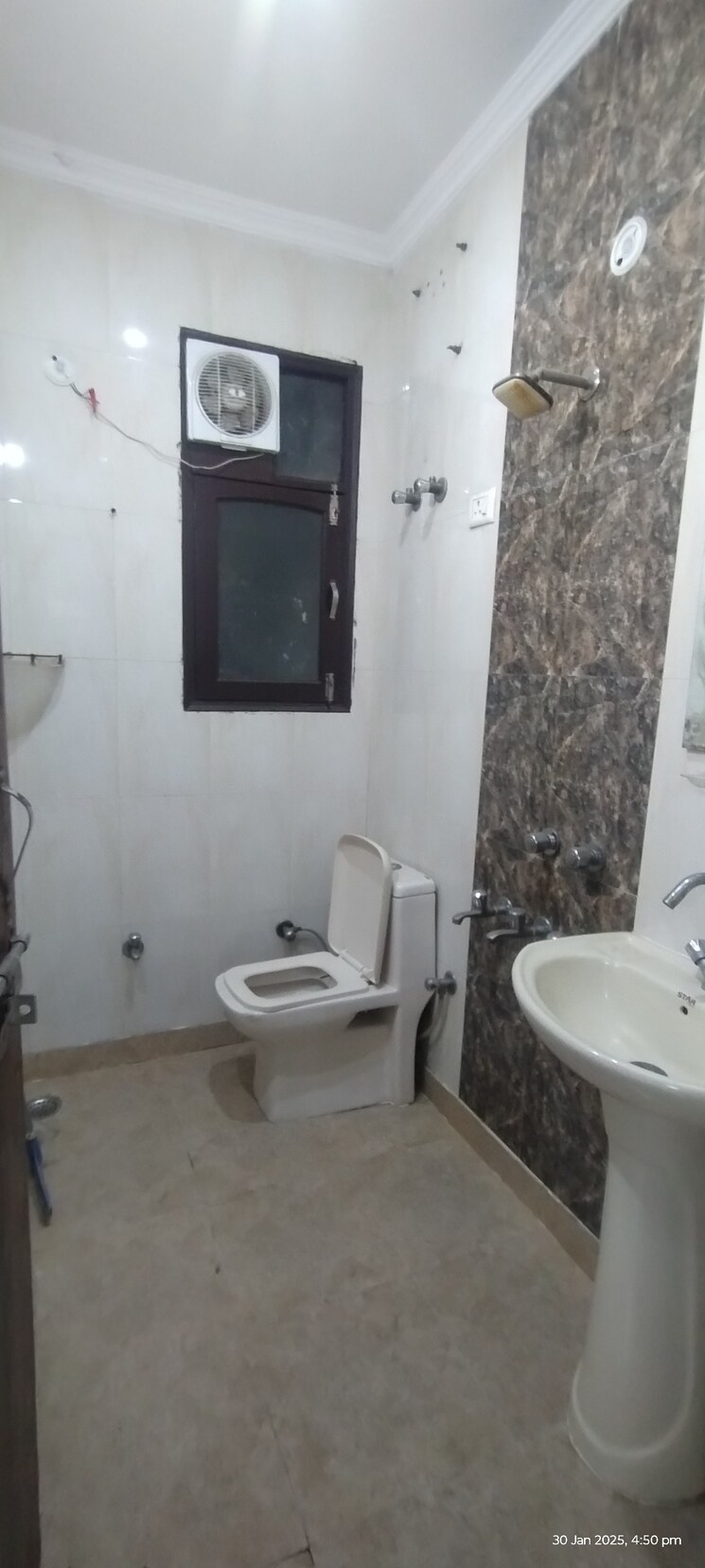 Master Bedroom, dwarka 2 Bedroom 50 Sq.Yd. Builder Floor In Dwarka Delhi 8141325