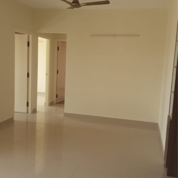 Room in 2.5 BHK Apartment at Kolte Patil Raaga, Kannur – for Rent