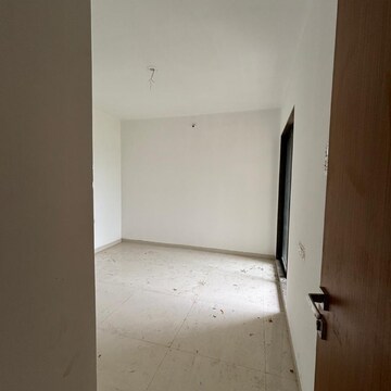 Bathroom in 2 BHK Apartment at Gurudev Heights, Kamothe Sector 22 – for Sale