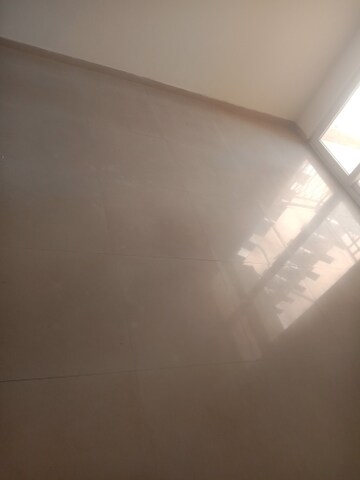Room in 3 BHK Apartment at Mahagun Mywoods, Sector 16c Greater Noida – for Rent