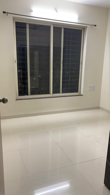 Room in 2 BHK Apartment at 5 Star Royal Grande, Wakad – for Rent