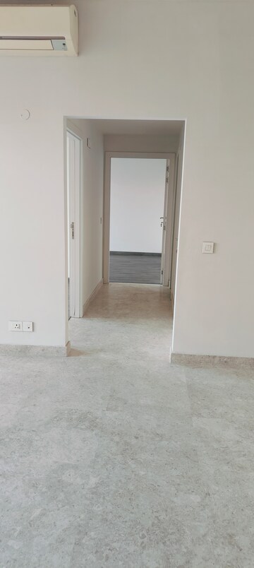 Room in 3 BHK Apartment at Ireo The Corridors, Sector 67a – for Sale