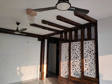 Bedroom in 3 BHK Apartment at Gomti Nagar – for Rent