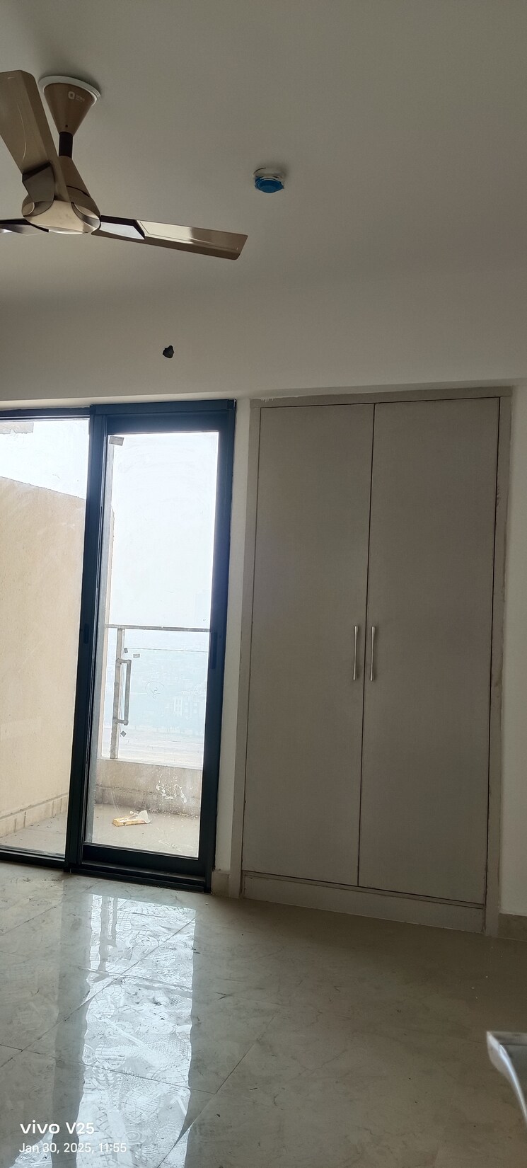 Bedroom, metro-suites-glitz 4 Bedroom 2250 Sq.Ft. Apartment In Vasundhara Sector 2 Ghaziabad 8141389