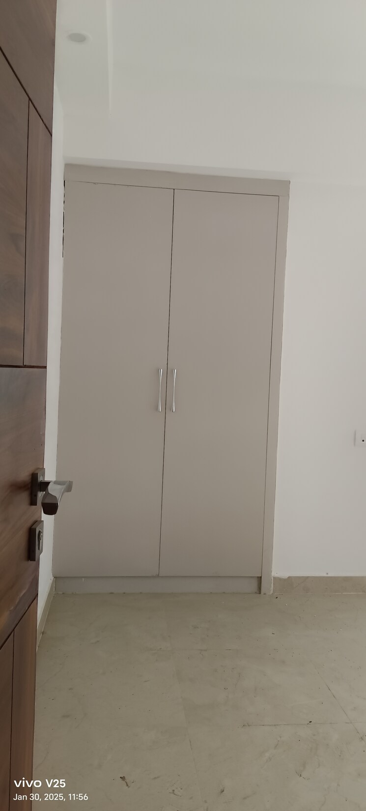 Room, metro-suites-glitz 4 Bedroom 2250 Sq.Ft. Apartment In Vasundhara Sector 2 Ghaziabad 8141389