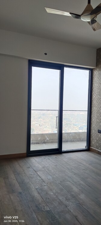 4 BHK Apartment For Resale in Metro Suites Glitz Vasundhara Sector 2 Ghaziabad  8141389