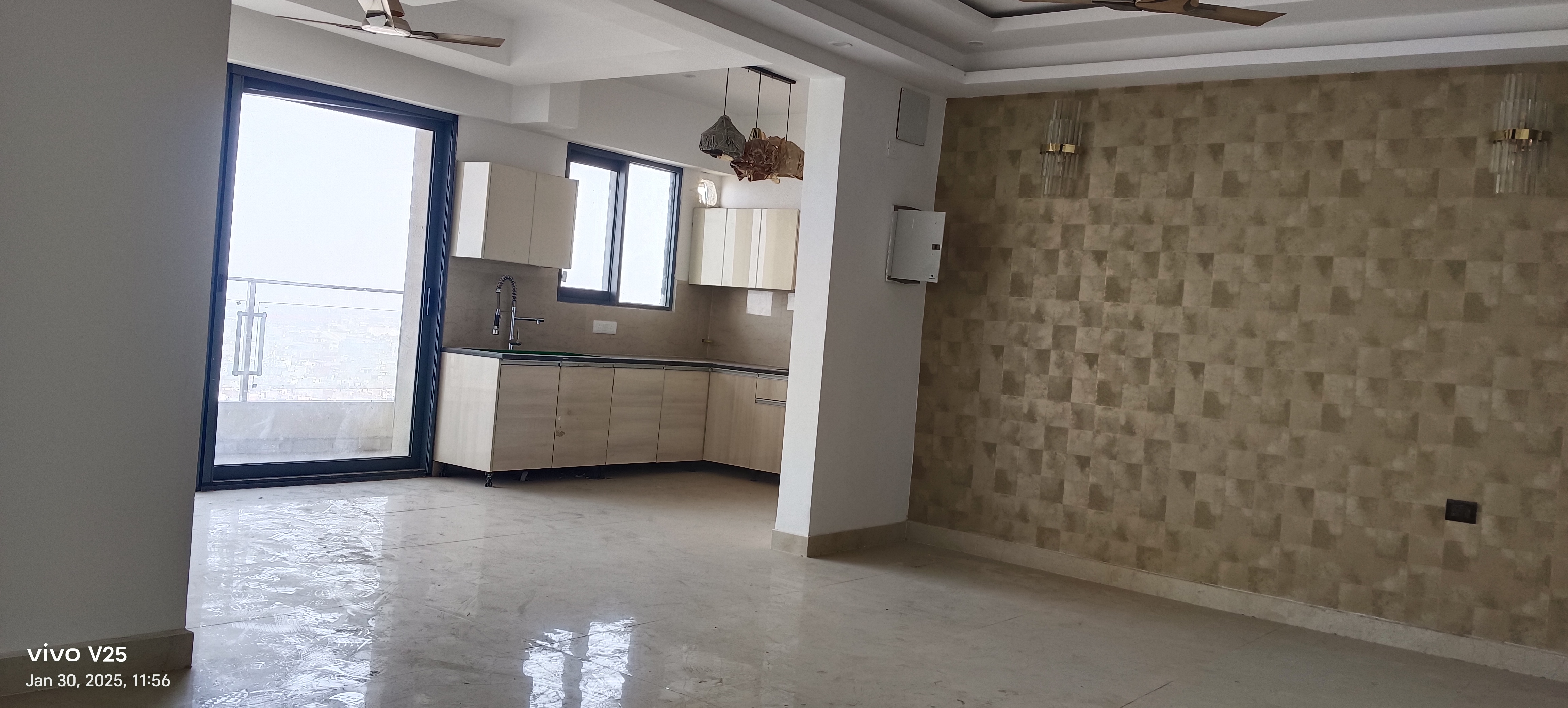 4 BHK + Pooja Room,Servant Room Apartment For Sale in Metro Suites Glitz