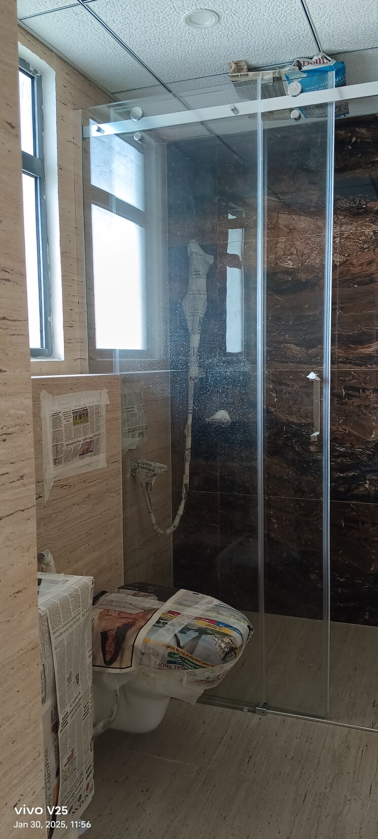 Bathroom, metro-suites-glitz 4 Bedroom 2250 Sq.Ft. Apartment In Vasundhara Sector 2 Ghaziabad 8141389