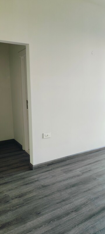 Room in 3 BHK Apartment at Ireo The Corridors, Sector 67a – for Sale