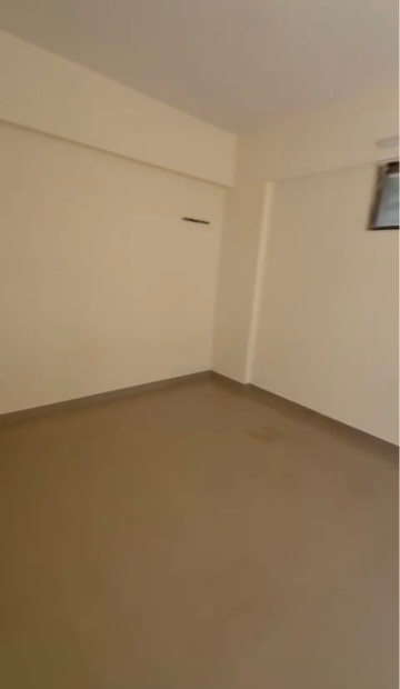 Room in 2 BHK Apartment at Mira Nagar – for Rent