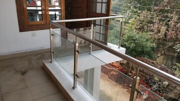 Balcony in 3 BHK Villa at Gomti Nagar – for Rent