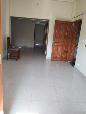 Room in 3 BHK Independent House at Gomti Nagar – for Rent