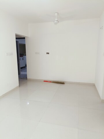 Room in 2 BHK Apartment at Acme Ozone, Manpada – for Rent