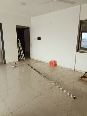 Room in 3 BHK Apartment at Acme Ozone, Manpada – for Rent