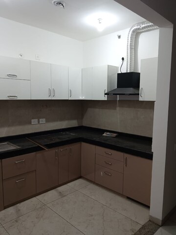 Kitchen in 2.5 BHK Apartment at Rishita Manhattan, Gomti Nagar – for Rent