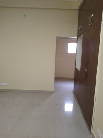 Room in 3 BHK Apartment at Rishita Manhattan, Gomti Nagar – for Rent