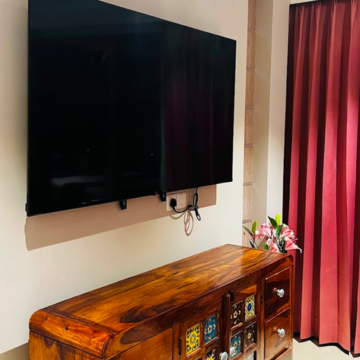 Bedroom in 3 BHK Builder Floor at BPTP Floors, Sector 70 – for Sale
