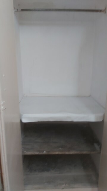 Room in 1 RK Apartment at Mayur Vihar – for Rent