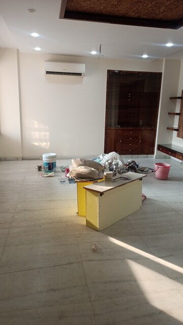 Master Bedroom in 3 BHK Apartment at Vasant Kunj – for Rent