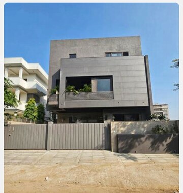 5 BHK Independent House For Sale in Vaishali Nagar