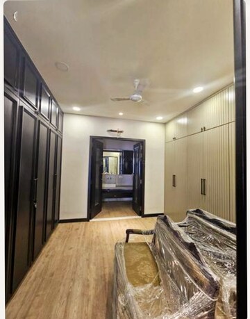 Attached Bathroom in 5 BHK Independent House at Vaishali Nagar – for Sale