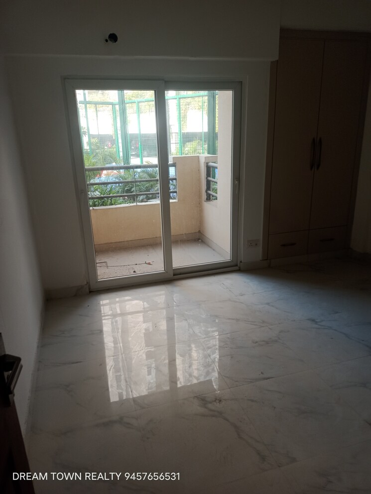 Room, migsun-twinz 4 Bedroom 2134 Sq.Ft. Apartment In Eta Ii Greater Noida Greater Noida 8141705