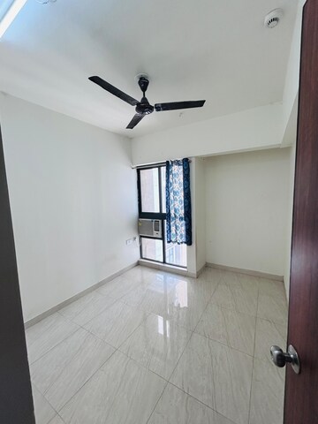 2 BHK Apartment For Rent in Lodha Crown Quality Homes, Majiwada