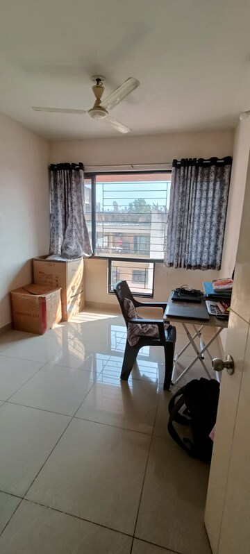 Room in 2 BHK Apartment at Sarang Nanded City, Sinhagad – for Rent