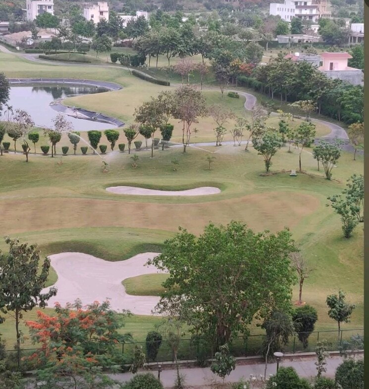 Exterior View, saya-piazza Commercial Shop 300 Sq.Ft. In Sector 131 Noida 8141796