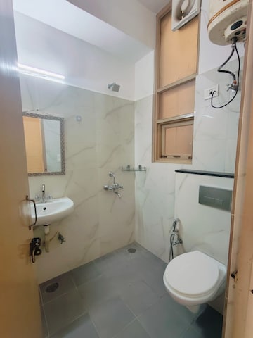 Bathroom in 1 BHK Builder Floor at Ansal Sushant Lok I, Sector 43 – for Rent