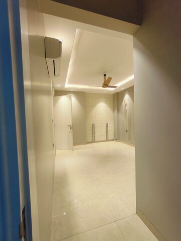 Bathroom in 3 BHK Builder Floor at Ansal Sushant Lok I, Sector 43 – for Rent