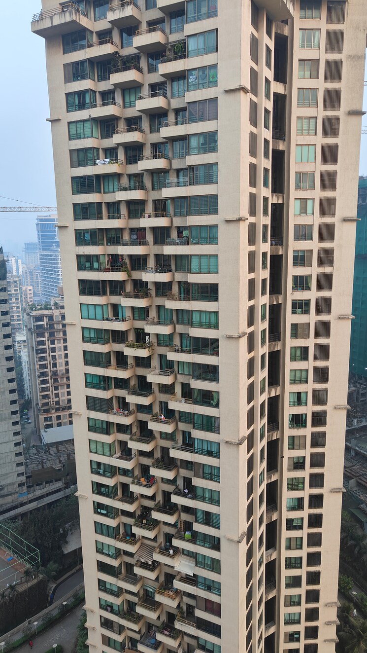 Exterior View, oberoi-springs 2.5 Bedroom 1300 Sq.Ft. Apartment In Andheri West Mumbai 8141994