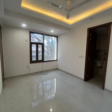 Room in 3 BHK Builder Floor at Chattarpur – for Rent