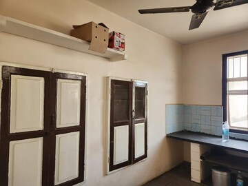 Room in 1.5 BHK Independent House at Bibwewadi – for Rent
