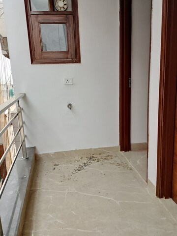 Room in 2 BHK Builder Floor at Saket – for Sale