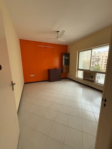Room in 1 BHK Apartment at Konark Vihar, Satara Road – for Rent