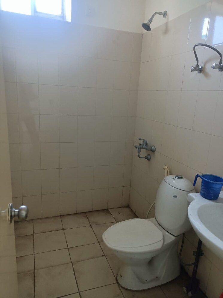 Bathroom, vatika-india-next-floors 2 Bedroom 1050 Sq.Ft. Builder Floor In Sector 82 Gurgaon 8142131