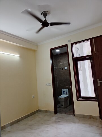 1 BHK Builder Floor For Rent in Saket