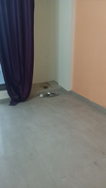 Room in 1.5 BHK Builder Floor at Ignou Road – for Rent