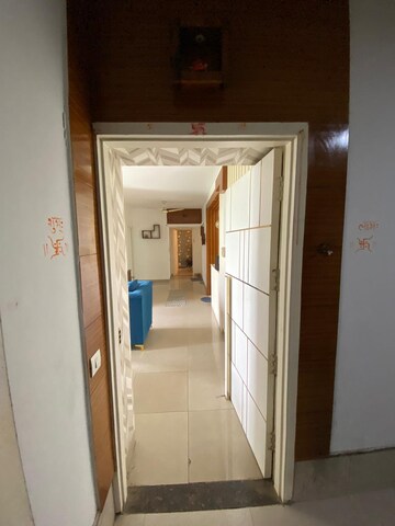 Living Room in 3 BHK Apartment at Unitech Uniworld Gardens 2, Sector 47 – for Rent