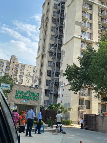 3 BHK Apartment – Exterior View View at Unitech Uniworld Gardens 2, Sector 47 - for Rent