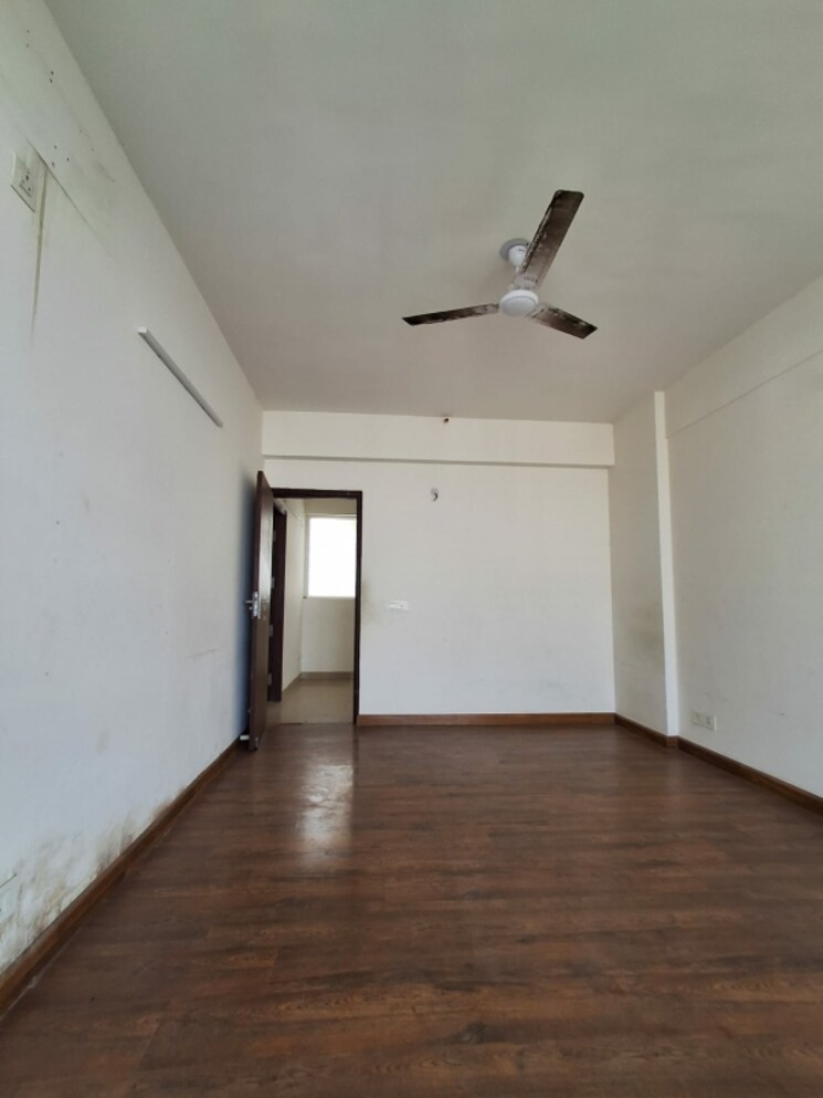 Room, ramprastha-city-the-edge-towers 2 Bedroom 1450 Sq.Ft. Apartment In Sector 37d Gurgaon 8142206