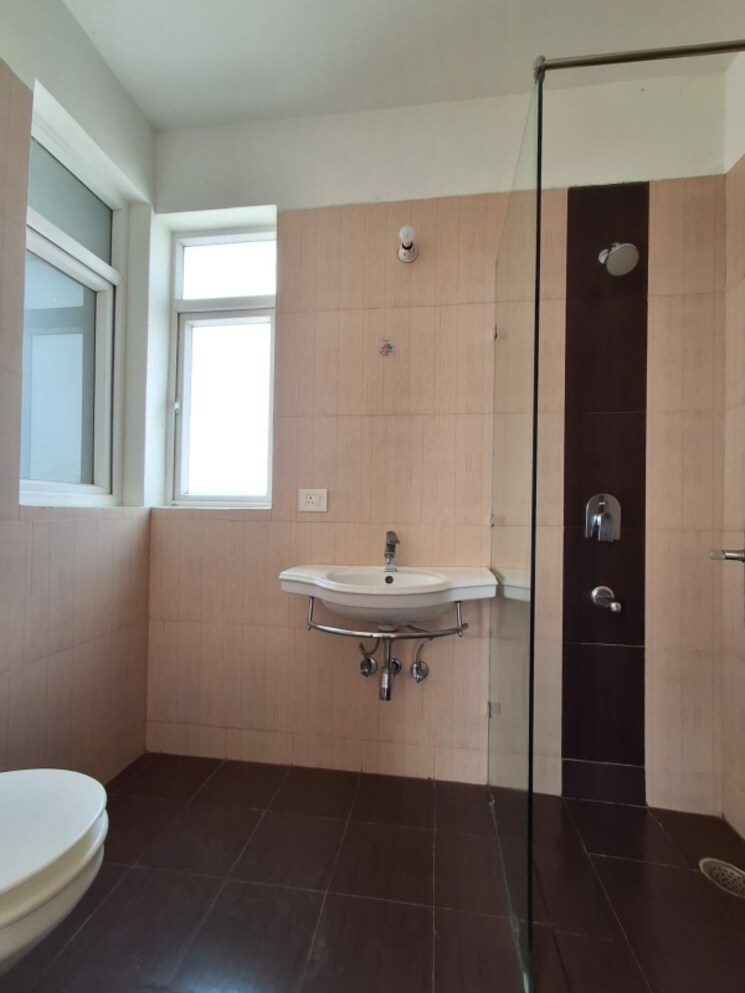 Kitchen, ramprastha-city-the-edge-towers 2 Bedroom 1450 Sq.Ft. Apartment In Sector 37d Gurgaon 8142206