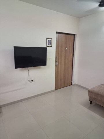 1 BHK Apartment For Rent in Lodha Casa Rio, Dombivli East