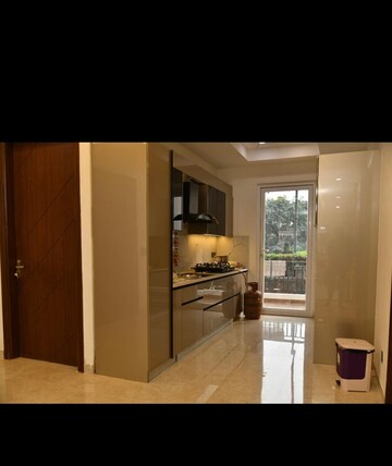 Room in 3.5 BHK Builder Floor at Ansal API Esencia, Sector 67 – for Sale