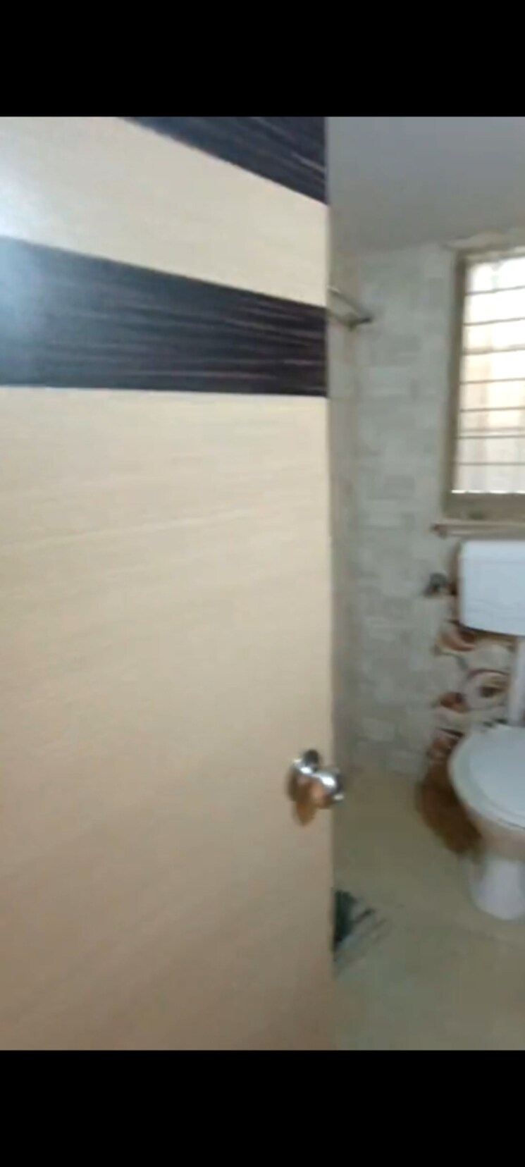 Bathroom, vinay-nagar-chs 1 Bedroom 650 Sq.Ft. Apartment In Mira Road Thane 8142407