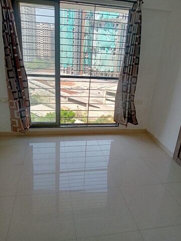 Room in 1 BHK Apartment at Smruti CHS Charai, Charai – for Rent