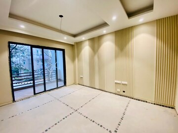 Room in 4 BHK Builder Floor at Ansal Sushant Lok I, Sector 43 – for Sale