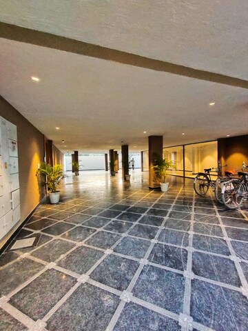 Parking in 4 BHK Builder Floor at Ansal Sushant Lok I, Sector 43 – for Sale